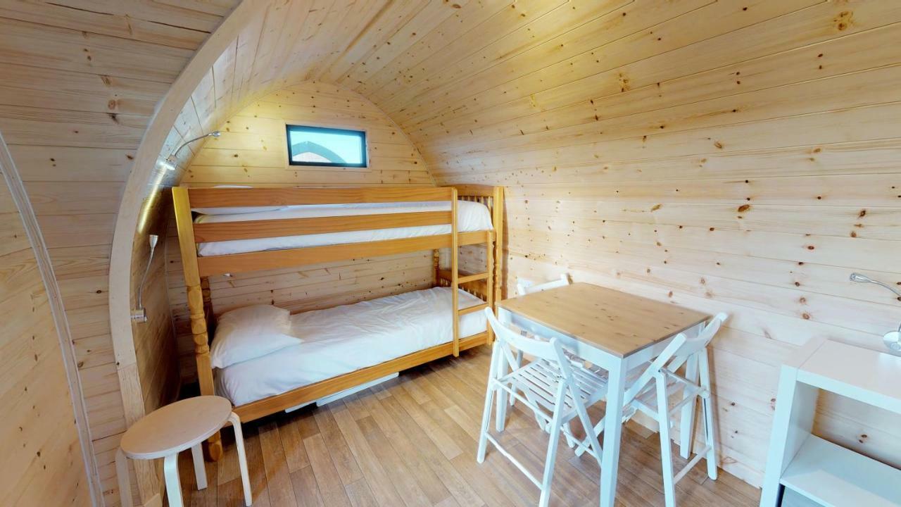 Camping Pods, Seaview Holiday Park Hotel Уитстейбъл Екстериор снимка